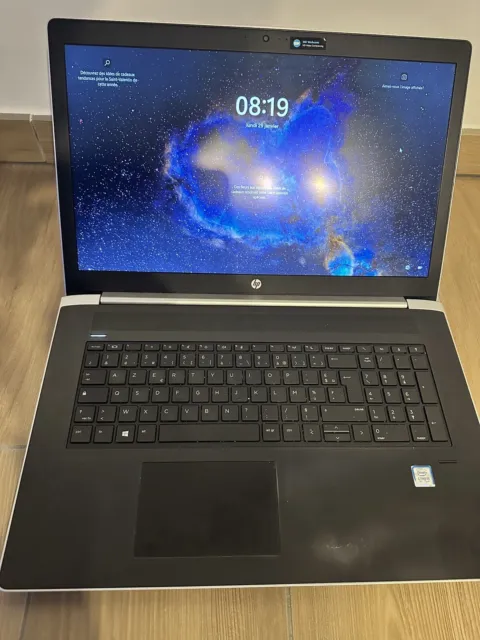 HP ProBook 470 G5 - 17.3" Laptop - Intel i5-8250u @ 1.60GHz 8GB RAM 256GB SSD