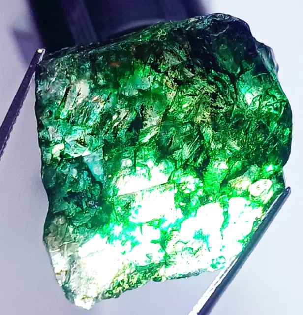 Transparent Beautiful Rough 89.50 Ct Natural Emerald Loose Gemstone Certified