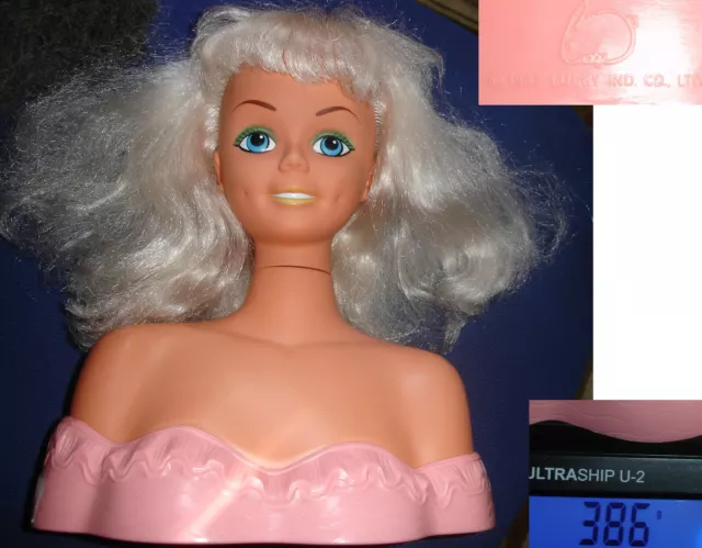 marque generique - Barbie tête pour coiffer les cheveux arc-en-ciel Deluxe  avec 27 accessoires - Maquillage et coiffure - Rue du Commerce
