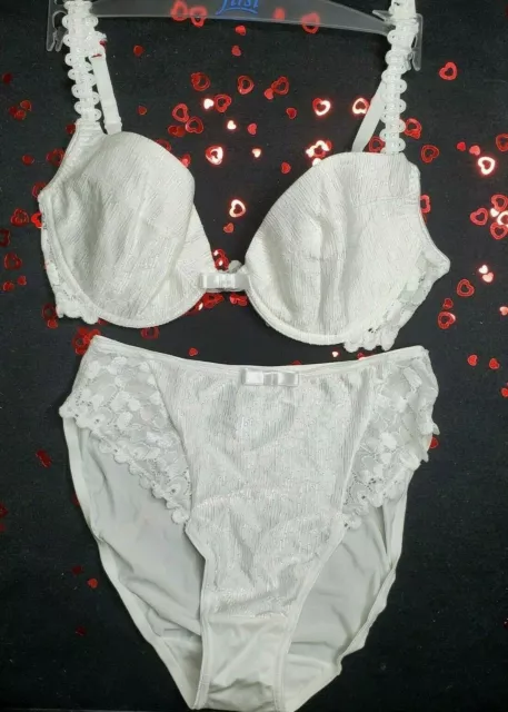 FIRST BY SIMONE Perele White Padded cup Bra & Silky Brief - 34B