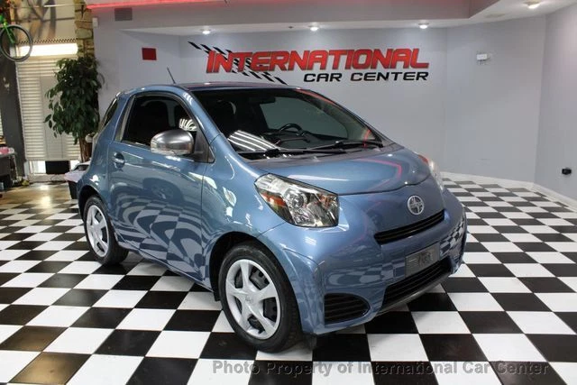 2012 Scion iQ Low miles - GREAT MPG!
