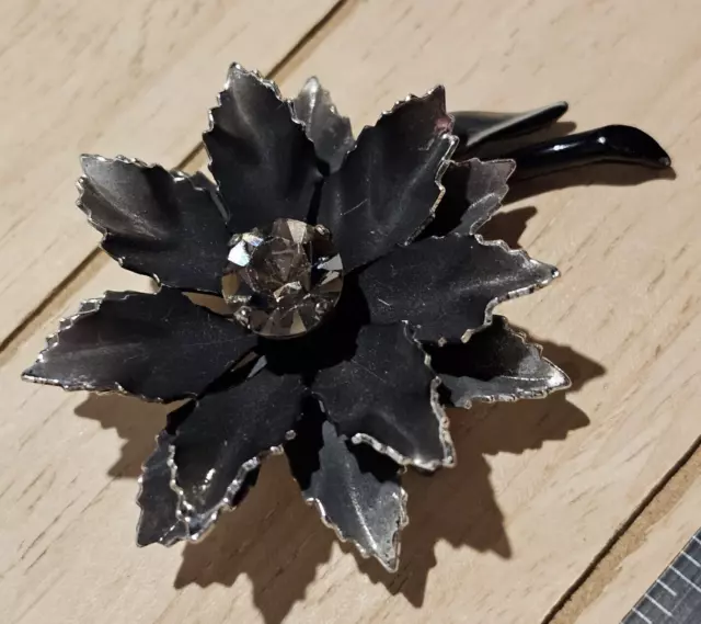 Vintage Black Enamel Rhinestone Center Flower Silver Tone Brooch