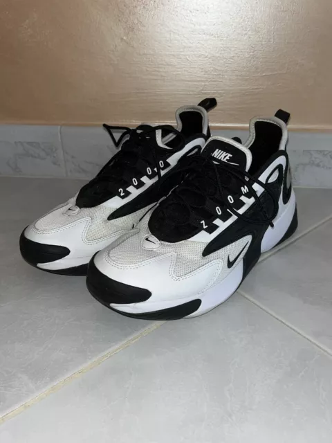 Nike zoom nere e bianche deals