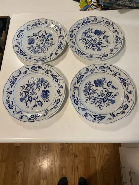 Set Of 4 Vintage Blue Danube China Blue Onion 10.25” Dinner Plates Japan MINT