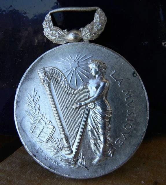 Médaille Bronze 54mm Pro Patria à Léon Perrier - Concours Gymnastique - Début XXe