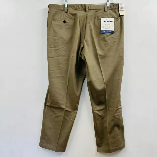 Dockers Easy Khaki Classic Fit Mens dress Pants Tan W 42 X L 30 New With Tags