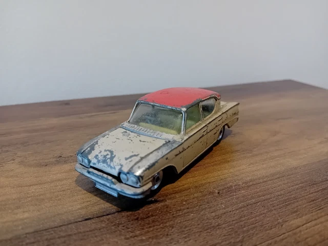 AL911 CORGI TOYS 1/46 FORD CONSUL BEIGE MARRON 1961 REF 200 BON ETAT