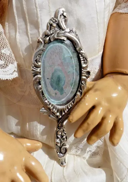 POUPÉE ANCIENNE, ANCIEN MIROIR/ FACE à MAIN MINIATURE métal argenté XIXe