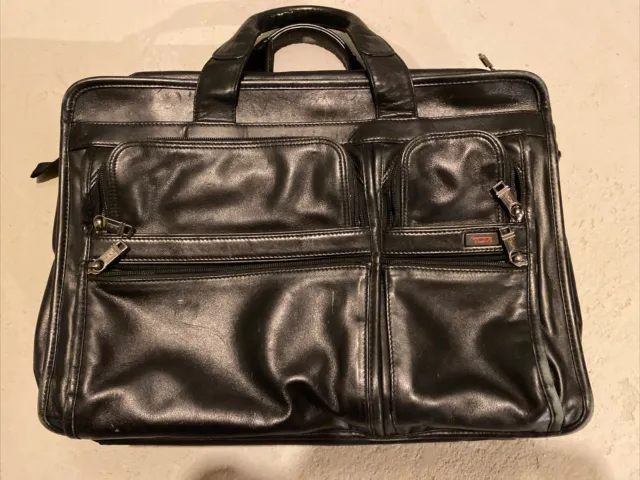 Tumi Mens Black Alpha II Leather Outer Pockets Laptop Briefcase Size Medium