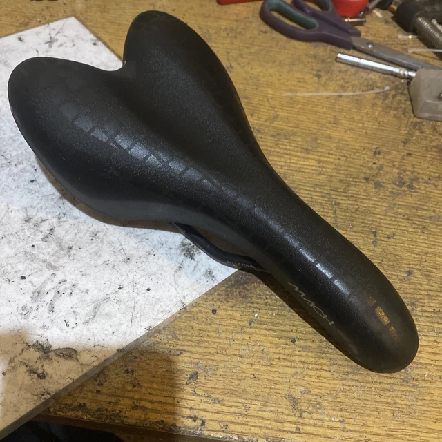 NOS SELLE ROYAL Mach Sattel W: 140 mm L: 268 mm 335 g Ochsenschienen ...
