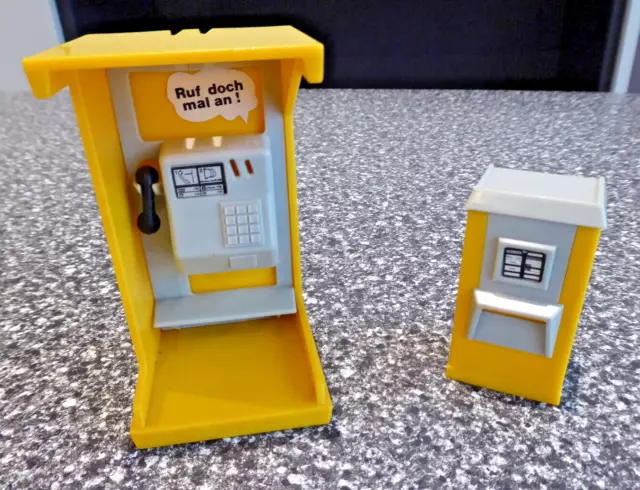 Playmobil Telefonzelle und Briefkasten (weitere Sachen in and. Auktionen)