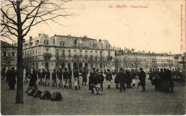 CPA Militaire Nancy - Place Carnot (90747)