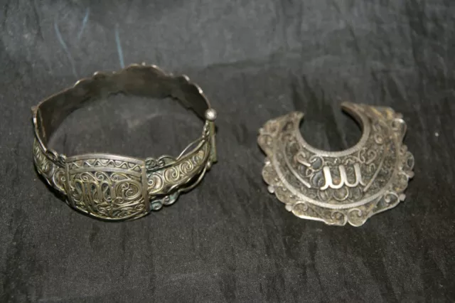 lot broche et bracelet bijoux berbères en argent islamic