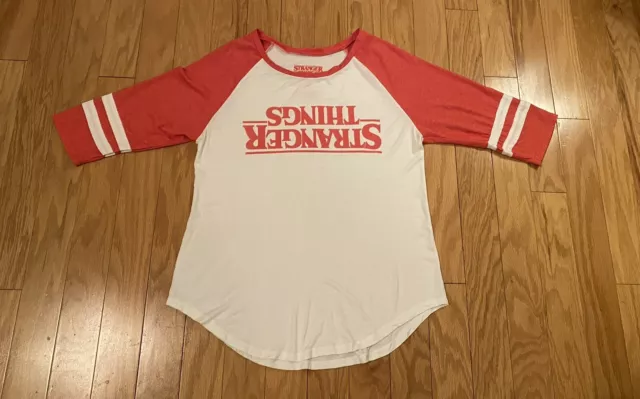 Stranger Things Baseball Style Raglan T Shirt White Red Soft! Women’s Size XL