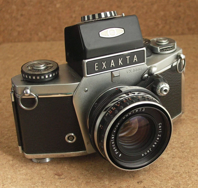 フィルムカメラ Ihagee Exakta VX1000 Carl Zeiss 50mm F2 Ihagee Exakta VX1000 (1967) - mike eckman dot com
