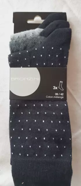 3 paires de chaussettes noires et grises 39/42 neuves marque Bronzini