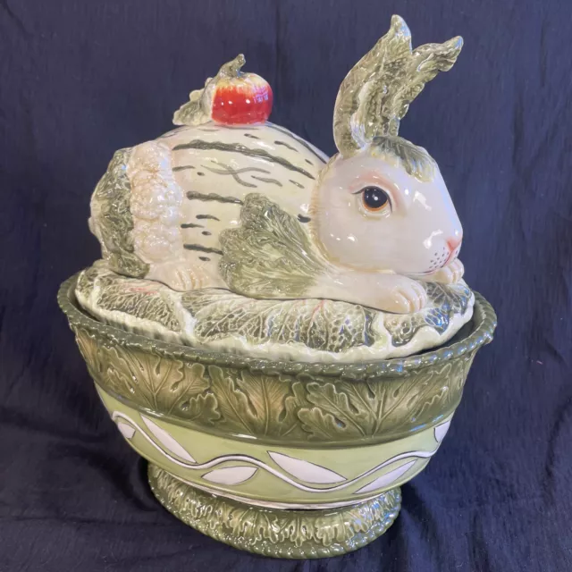 Fitz Floyd Vista Bella Bunny Cabbage  Covered Dish Vegetable Soup Bowl With Lid