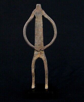 Art African - Antique Figure Iron Lobi On Base Coin Altar - 16 CMS