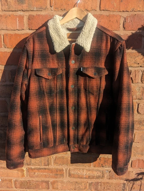 Levi's burnt orange deals plaid sherpa jacket