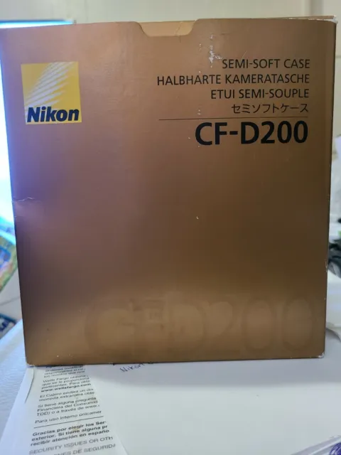 Nikon CF-D200 Leather Bag Case for D200, D300, D700 Used
