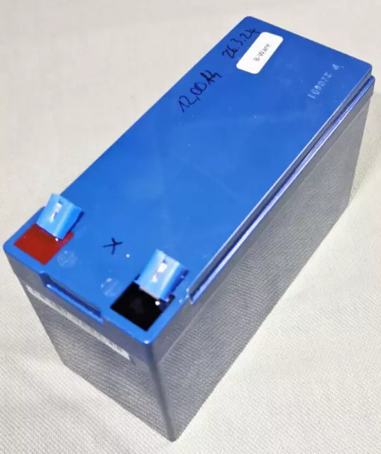 Akku / Batterie 12V 10Ah LiFePo4 / LFP inkl. BMS -B-Ware