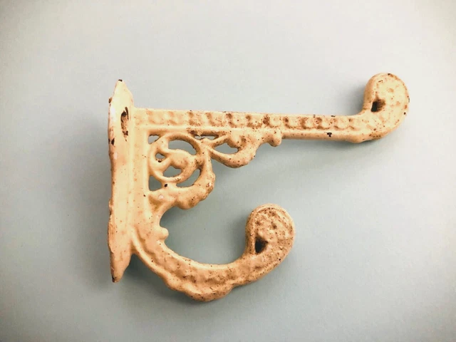 Vintage Ornate CAST IRON ORNATE 2 HOOK WALL HANGER ~4" x 2"