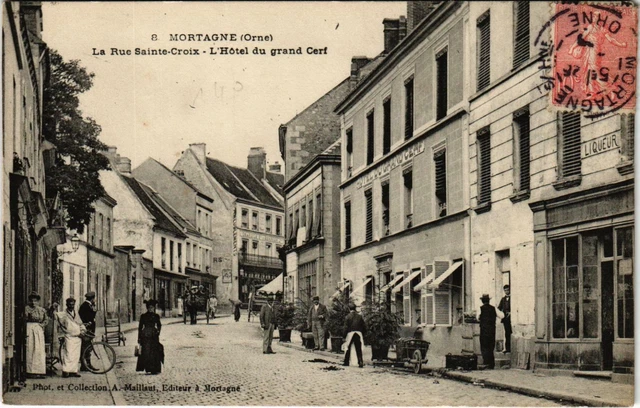 CPA Mortagne Orne - La Rue Sainte-Croix L'Hotel du grand Cerf (800274)