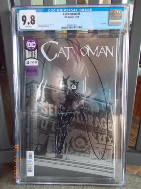 Catwoman #4 DC Comics  12/18  Foil Cover, CGC 9.8
