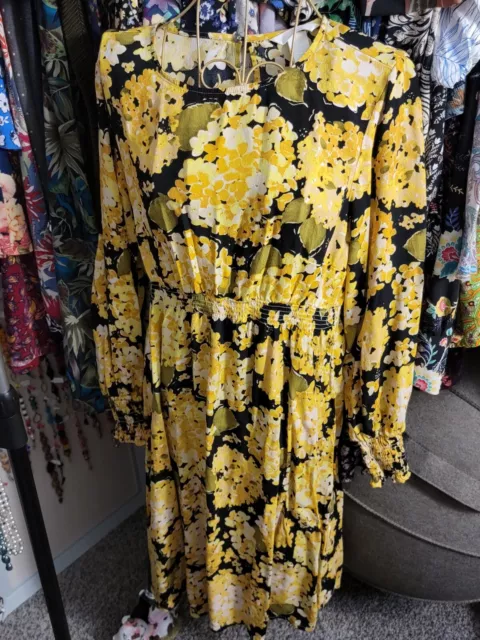 Stunning M Yellow HM Maternite Lovely Flower long sleeve clothing pretty dress