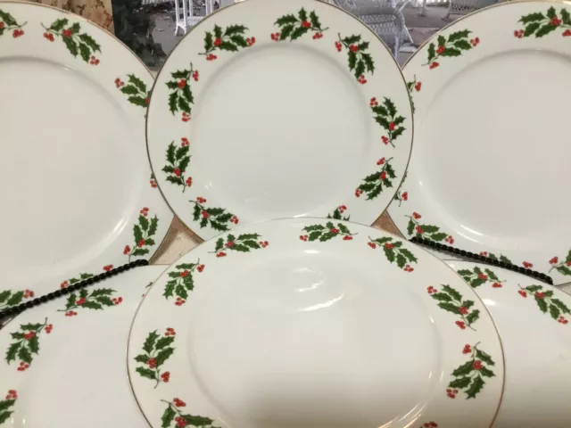 Set of 4 Vintage Christmas Holly Fine China of Japan Dinner Plates Retired 3