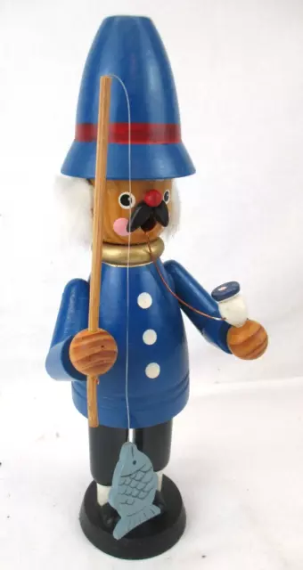 Altes Räuchermännchen Angler aus Holz blau mit hohem Hut Deko 28 cm (P.6 L)