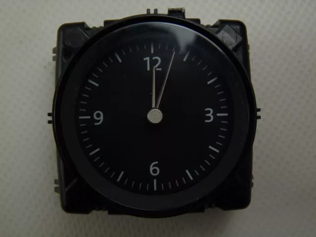 VW Passat B8 3G Analoguhr Uhr Zeituhr Innen Zeitangabe 3G0919204C