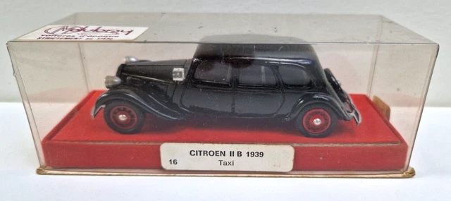 Citroën Traction 11B bordeaux vun 1938 - Solido (Skala 1/18