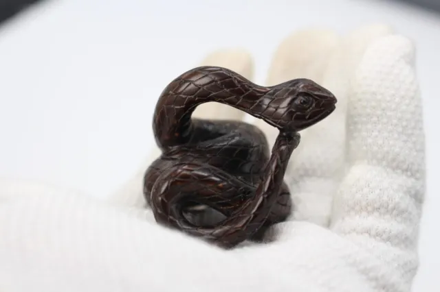 Netsuke Beautiful Snake - Japanese Carved Boxwood - Signed 2