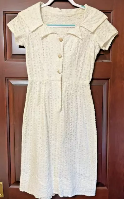VINTAGE 1940’S WHITE EYELETS OF EYELET SHORT DRESS SAILOR COLLAR $45.00 ...