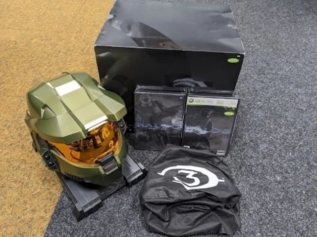 Halo 3 Legendary Edition Xbox 360 box Spartan Helmet