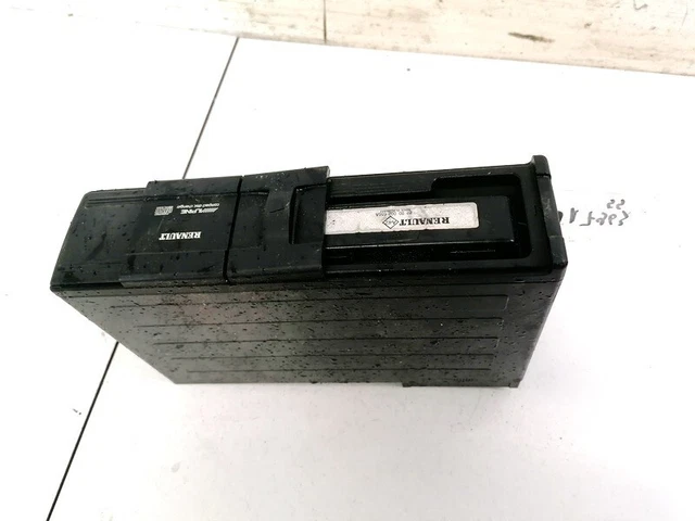 8200207100   G9T742 CD changers for Renault Espace 2003 FR1628833-23