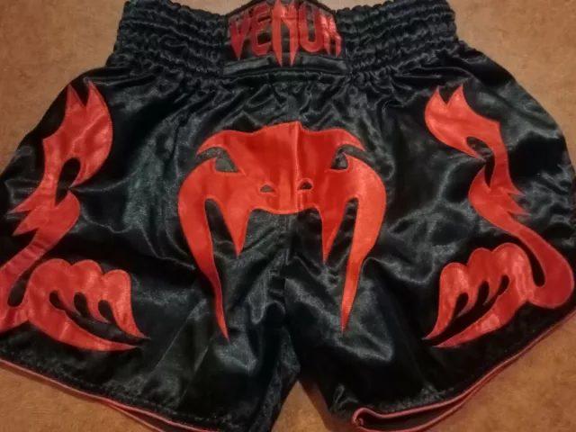 Short Muaythai Bangkok inferno Black/Red XL VENUM Super Collector!!!