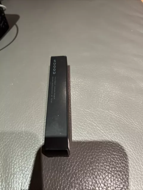 Primer siero trattamento SUQQU 10 ml dimensioni da viaggio con oli vegetali e codice solare 15 nuovo con scatola