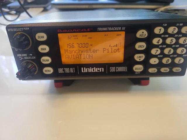 UNIDEN UBC780XLT TRUNKTRACKER 111 Radio Scanner 500 Channel 25-1300mhz ...