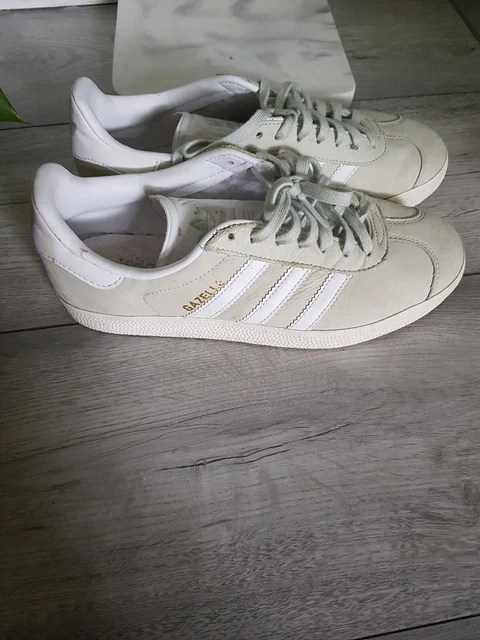 Gazelles sale size 5