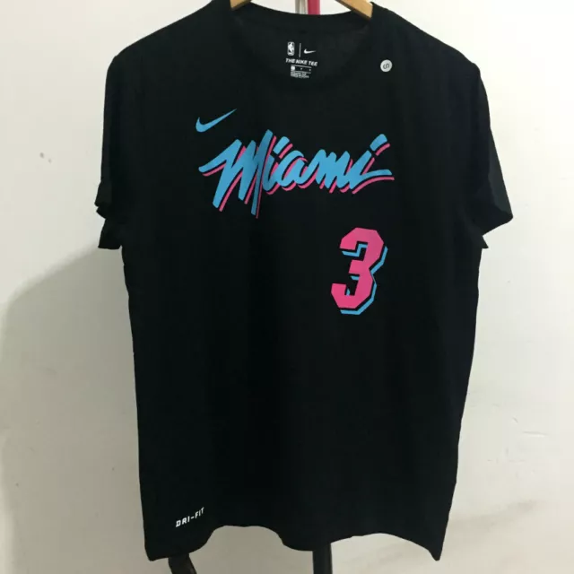 Dwyane Wade Miami Heat NBA Basketball T-Shirt