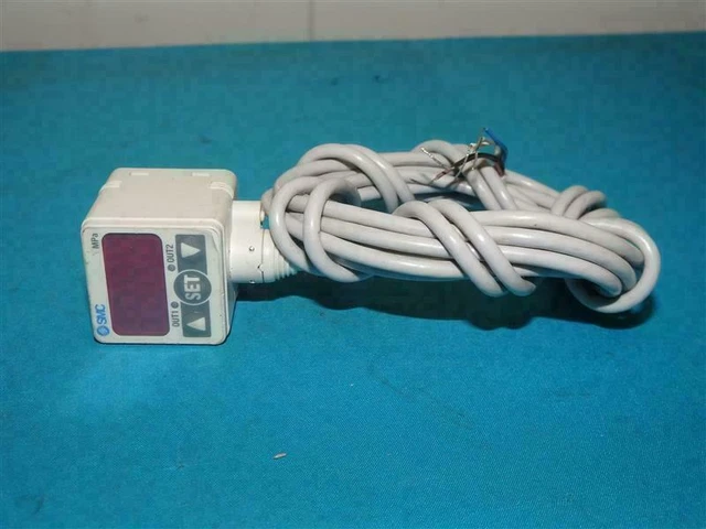 SMC ISE40-01-62L ISE400162L Pressure Sensor
