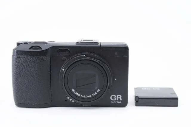 RICOH GR DIGITAL IV 10.4 MP Black Camera w/ battery Used From JAPAN NM