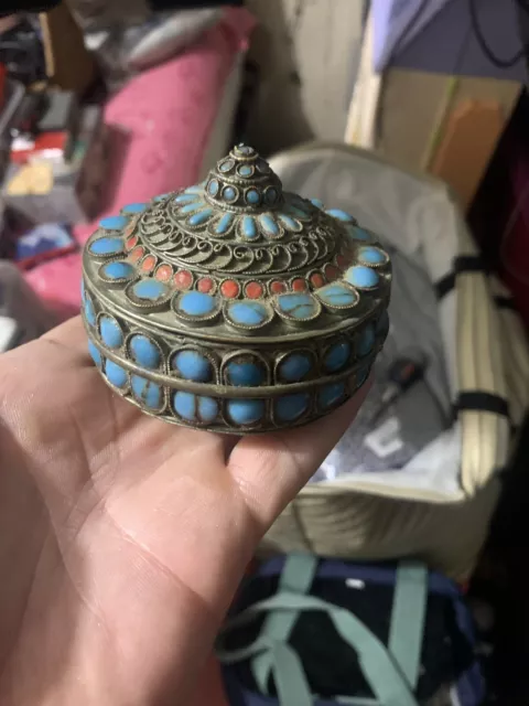 Antique Tibet silver decorated turquoise trinket/Jewellery box Dia8cm