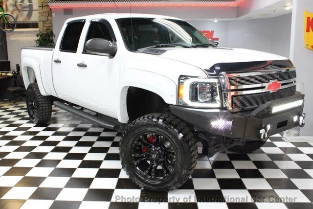 2012 Chevrolet Silverado 2500 Turbo Diesel - New wheels / tires!