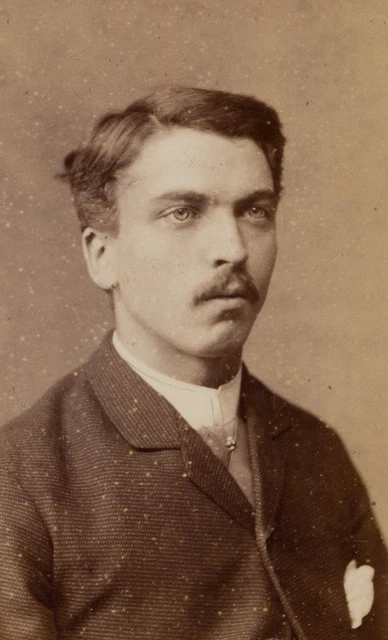ATELIER FRIEDRICH HARTMANN (19.Jhd), Portrait eines jungen Mannes, CdV.,  1885,
