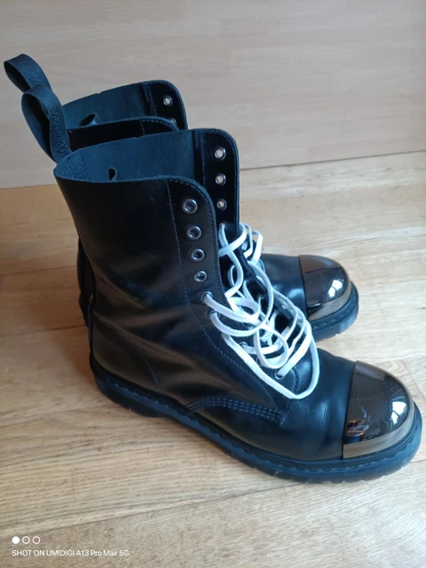 Dr martens grasp hot sale