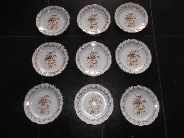 Lot de 5 assiettes Genuine Hand Engravings by Ridgway 1792 Staffordshire England Bon état - Arts de la table