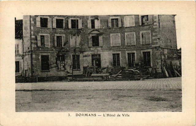 CPA DORMANS - L'Hotel de Ville (364203)